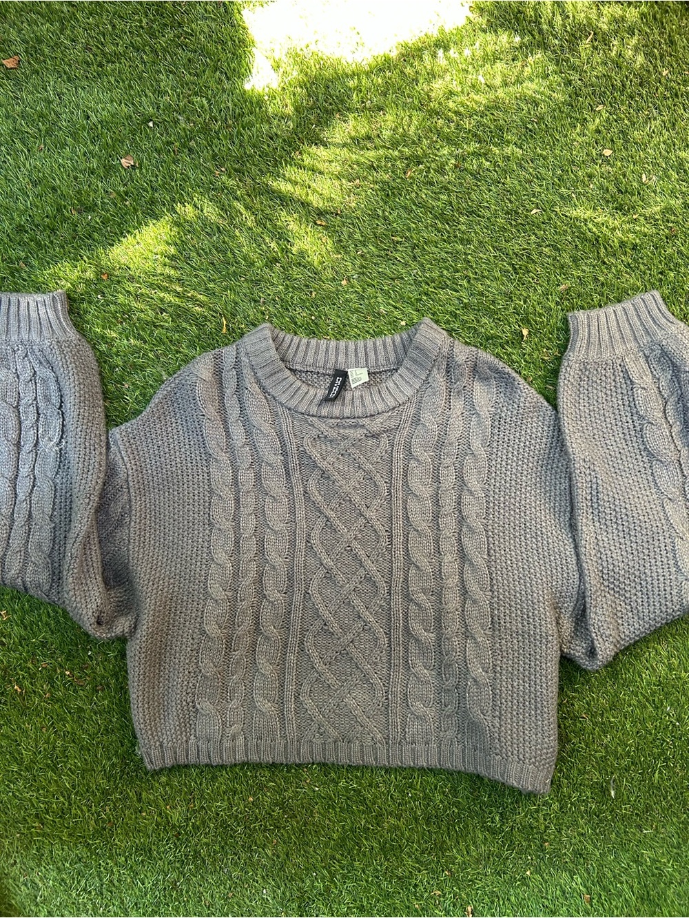 Divided H&M Sweater